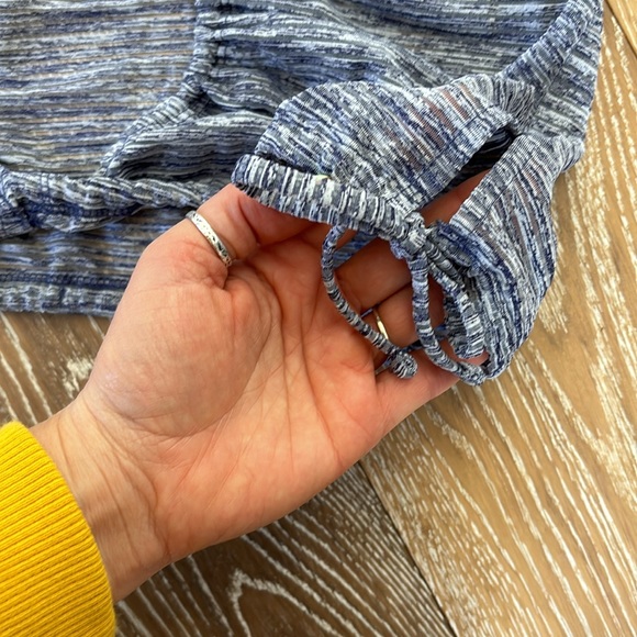 New! Free People movement muscle tee crop w/cinch waist - Picture 3 of 6